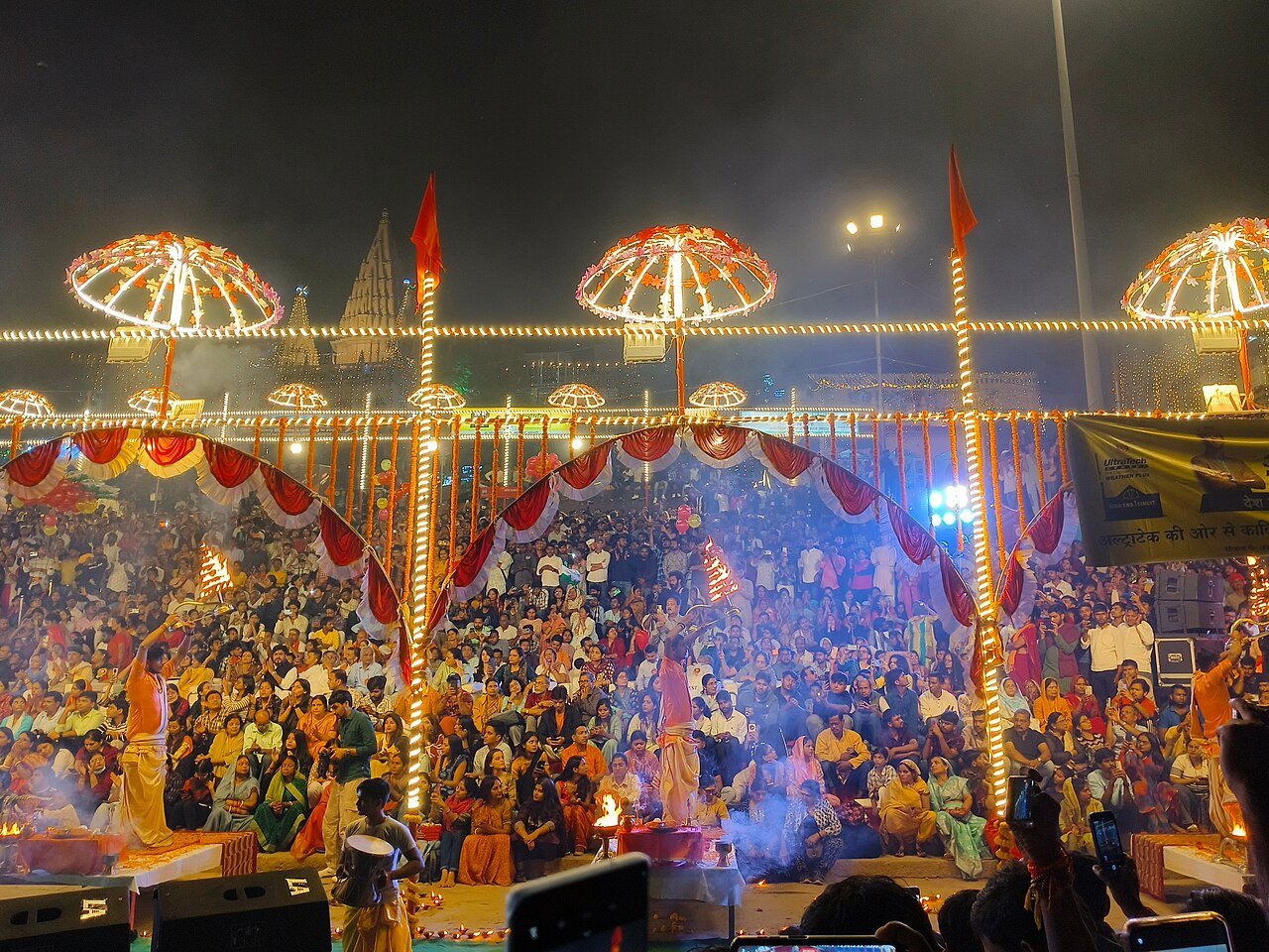 Nag Nathaiya, Lassi & Tulsi Manas: Raw Banaras Guide